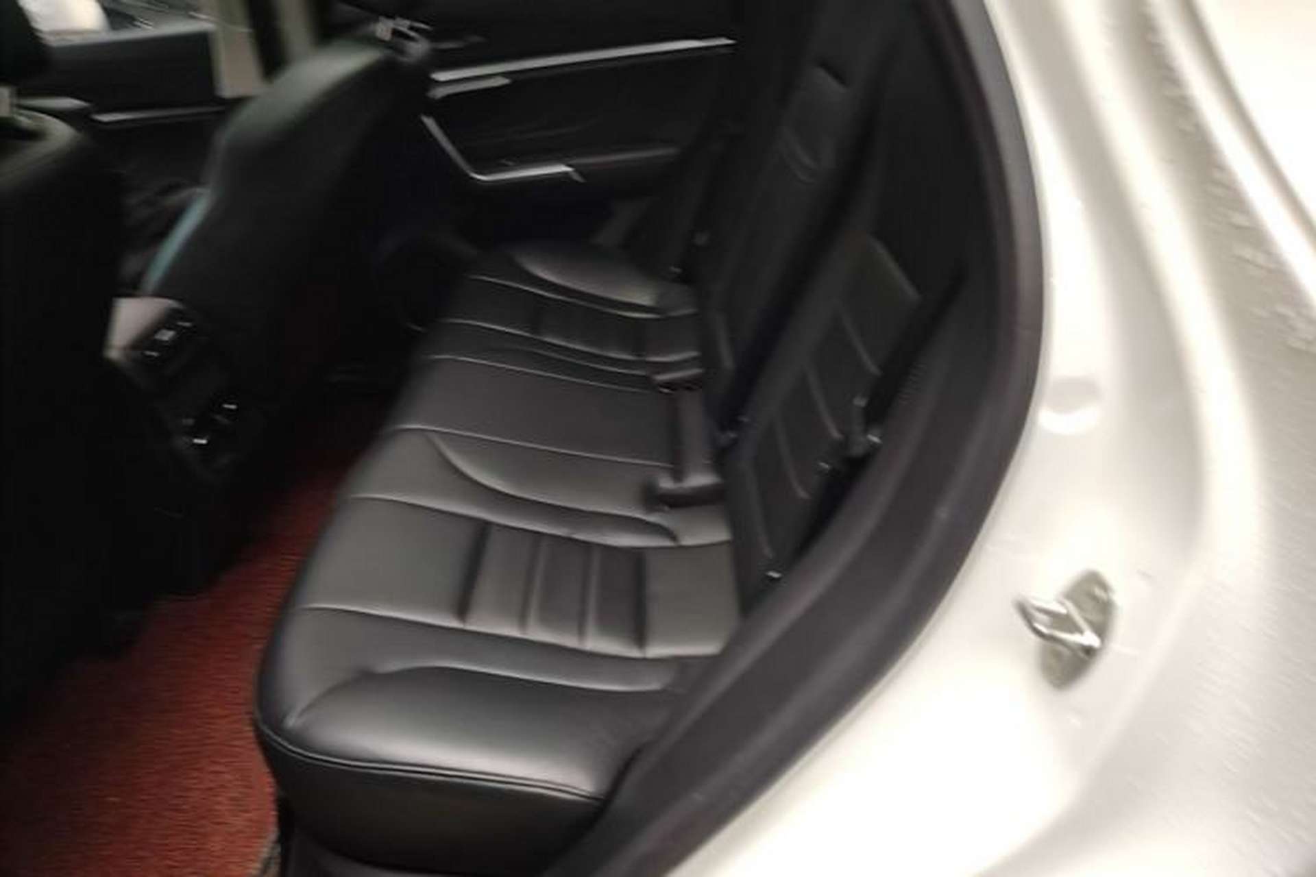 Used Wey VV5 2019 Upgraded Model 2.0T Two-Wheel Drive Ultra-Luxury Version China V Standard Left Rear Seat