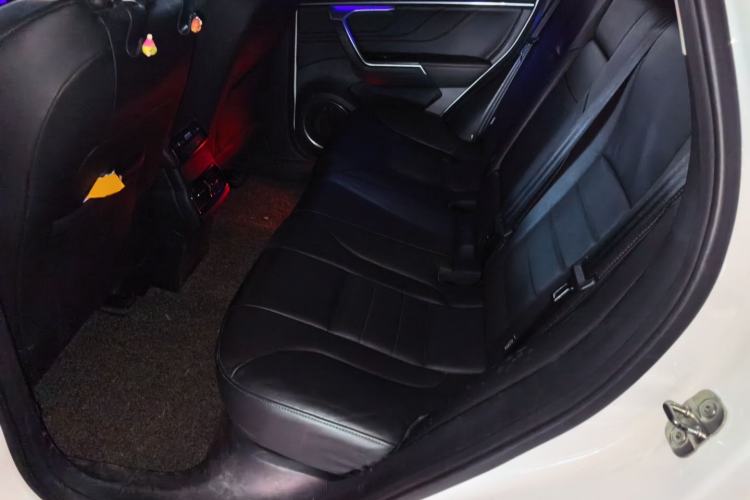 Used Wey VV5 2019 Upgraded Model 2.0T Two-Wheel Drive Flagship Version China V Standard Left Rear Seat