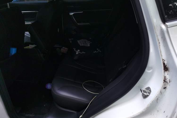 Used Wey VV5 2019 Upgraded Model 2.0T Two-Wheel Drive Ultra-Luxury Version China VI Standard Left Rear Seat