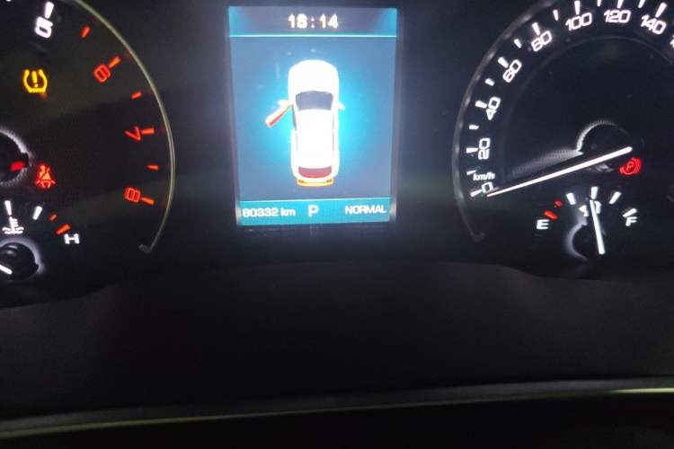 Used Wey VV5 2019 Upgraded Model 2.0T Two-Wheel Drive Ultra-Luxury Version China VI Standard Odometer Close Up