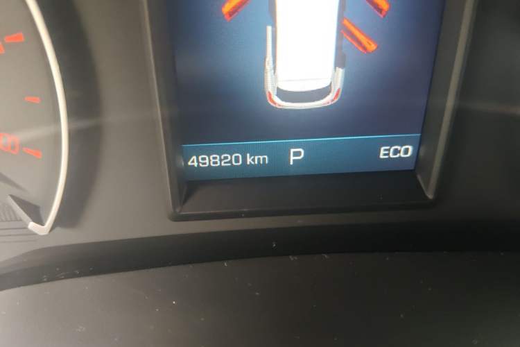 Used Wey VV5 2019 2.0T Two-Wheel-Drive Ultimate Edition Odometer Close Up