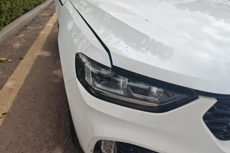 Used Wey VV5 2019 2.0T Two-Wheel-Drive Ultimate Edition Right Front Headlight