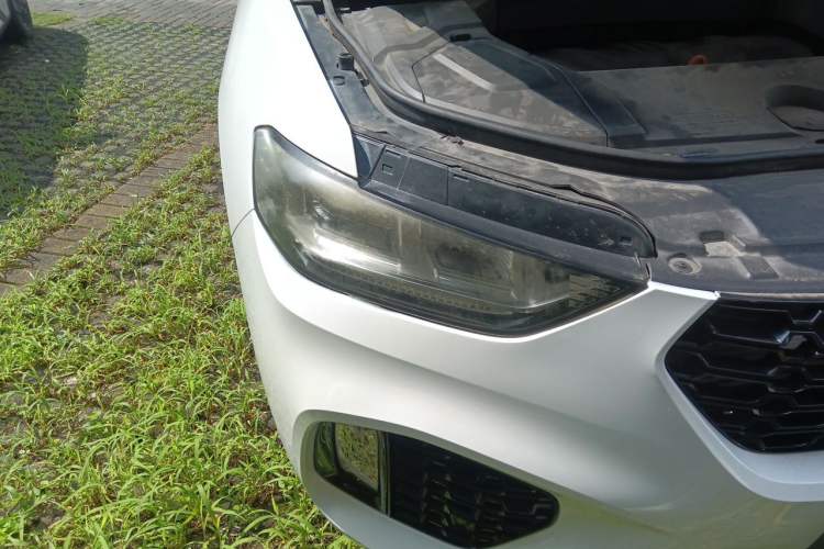 Used Wey VV5 2019 1.5T Two-Wheel Drive Smart Pioneer Right Front Headlight