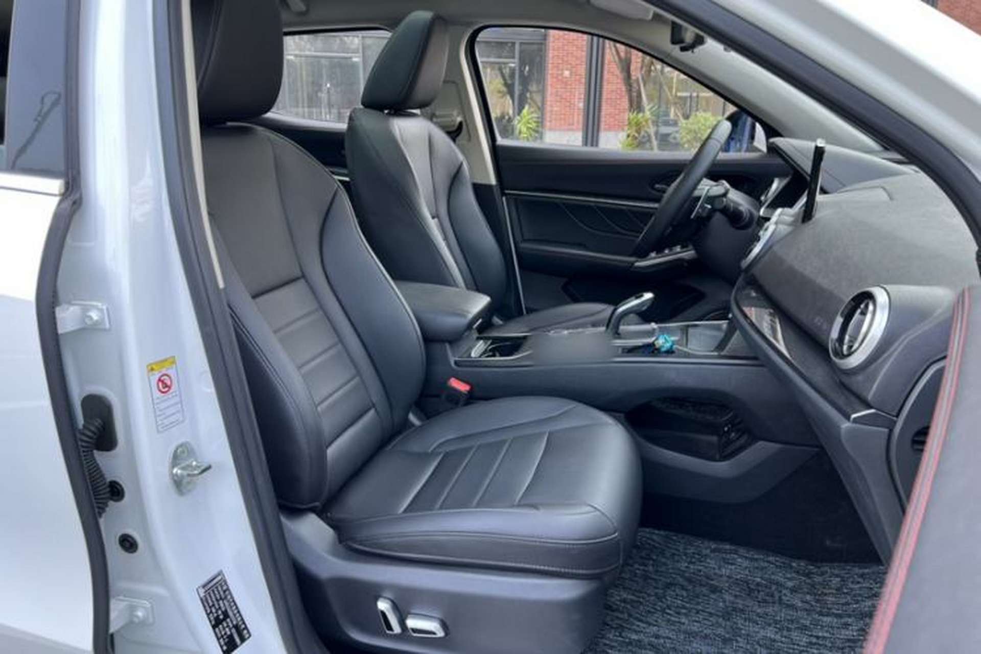 Used Wey VV5 2019 1.5T Two-Wheel Drive Smart Pioneer Right Front Seat