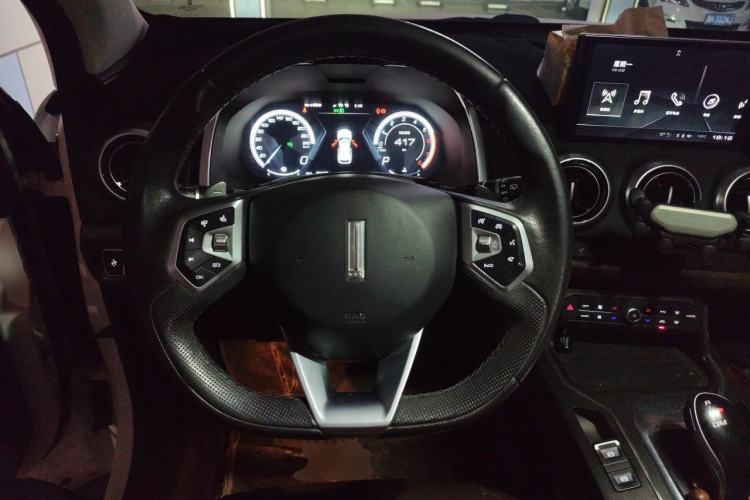Used Wey VV5 2019 1.5T Two-Wheel Drive Smart Pioneer Steering Wheel