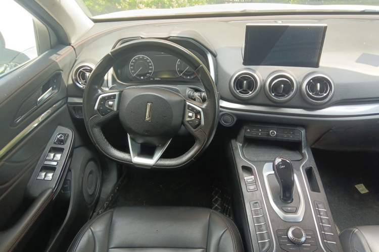 Used Wey VV5 2019 1.5T Two-Wheel Drive Smart Pioneer Steering Wheel