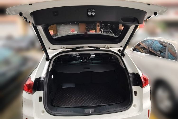Used Wey VV5 2019 Upgraded Model 2.0T Two-Wheel Drive Ultra-Luxury Version China V Standard Trunk