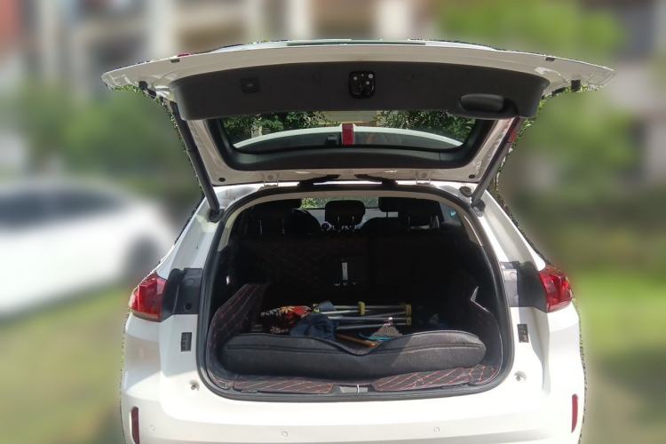 Used Wey VV5 2019 1.5T Two-Wheel Drive Smart Pioneer Trunk