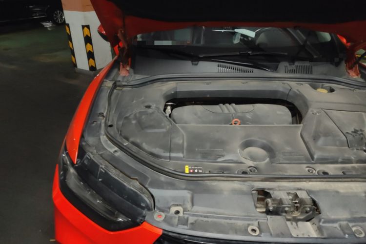 Used Wey VV5 2019 1.5T Two-Wheel-Drive Orange Edition Limited Model Engine Bay Right