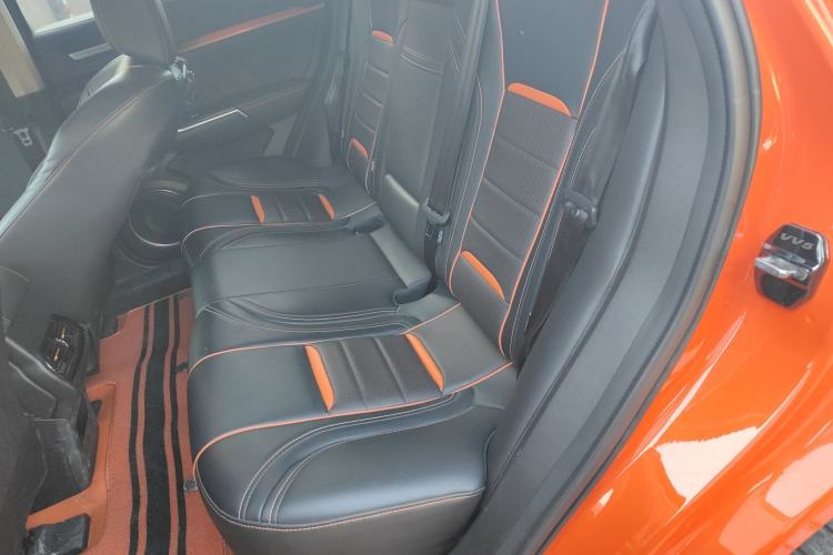 Used Wey VV5 2019 1.5T Two-Wheel-Drive Orange Edition Limited Model Left Rear Seat