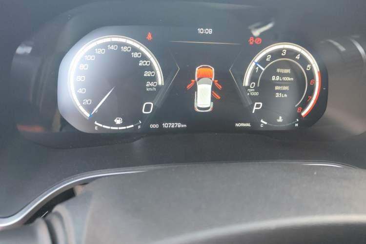 Used Wey VV5 2019 1.5T Two-Wheel-Drive Orange Edition Limited Model Odometer Close Up