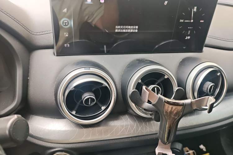 Used Wey VV5 2020 1.5T Two-Wheel Drive Smart Pioneer Audio And AC Panel