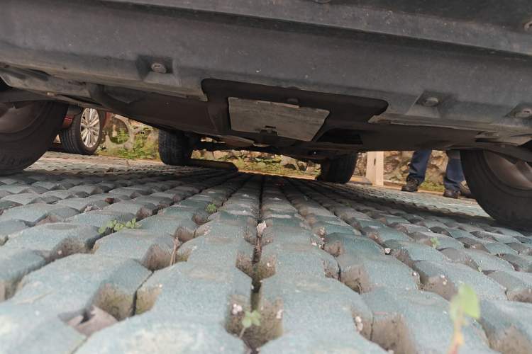 Used Wey VV5 2020 1.5T Two-Wheel Drive Smart Pioneer Chassis Front