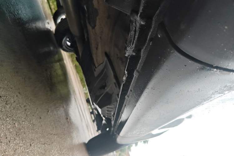 Used Wey VV5 2020 1.5T Two-Wheel Drive Color Pioneer Chassis Front Left