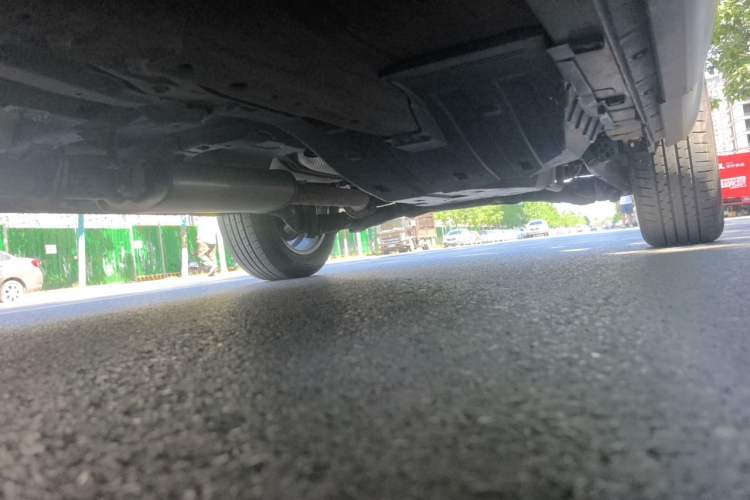 Used Wey VV5 2020 1.5T Two-Wheel Drive Smart Pioneer Chassis Front Left