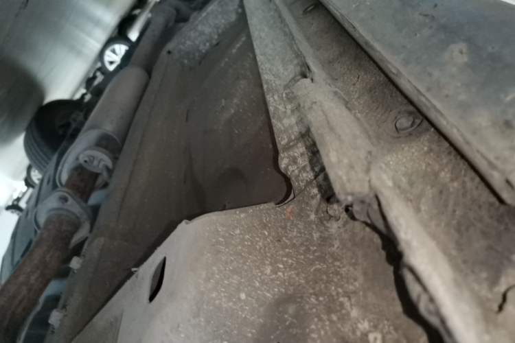 Used Wey VV5 2020 1.5T Two-Wheel Drive Smart Pioneer Chassis Front Right