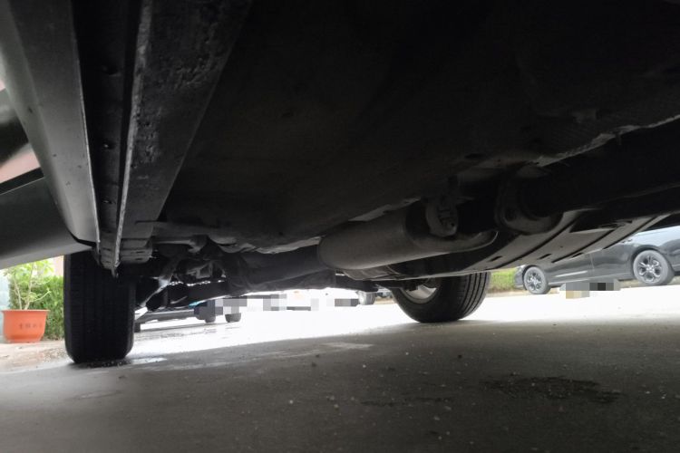 Used Wey VV5 2020 1.5T Two-Wheel Drive Smart Pioneer Chassis Front Right