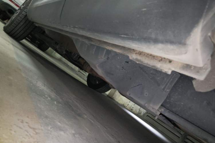 Used Wey VV5 2020 1.5T Two-Wheel Drive Smart Pioneer Chassis Rear Left