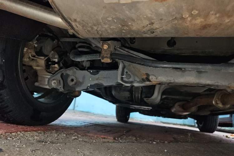 Used Wey VV5 2020 1.5T Two-Wheel Drive Smart Pioneer Chassis Rear Left