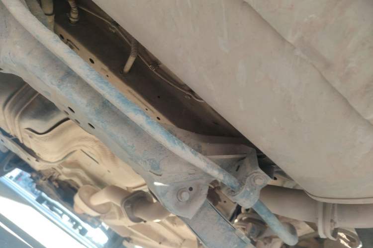 Used Wey VV5 2020 1.5T Two-Wheel Drive Smart Pioneer Chassis Rear