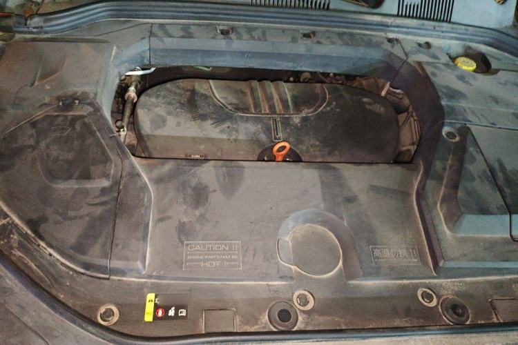Used Wey VV5 2020 1.5T Two-Wheel Drive Color Pioneer Engine Bay