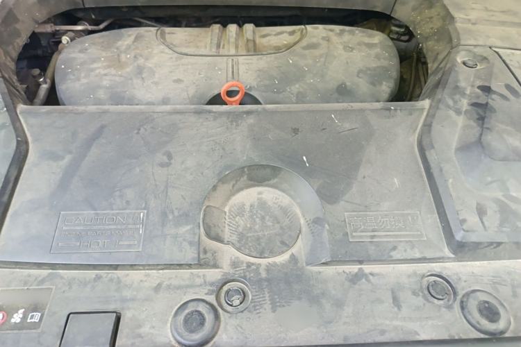 Used Wey VV5 2020 1.5T Two-Wheel Drive Color Pioneer Engine Bay