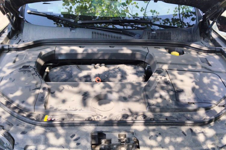 Used Wey VV5 2020 1.5T Two-Wheel Drive Color Pioneer Engine Bay