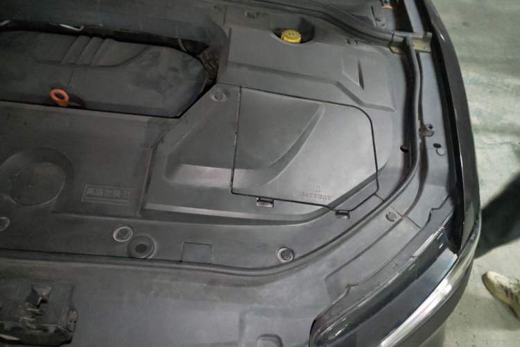 Used Wey VV5 2020 1.5T Two-Wheel Drive Smart Pioneer Engine Bay Left