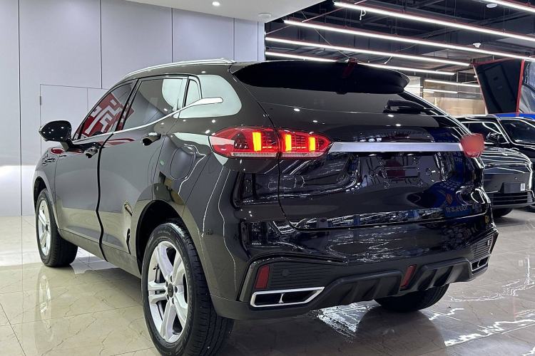 Used Wey VV5 2020 1.5T Two-Wheel Drive Color Pioneer Exterior 4