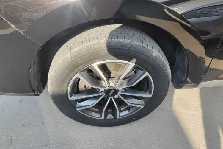 Used Wey VV5 2020 1.5T Two-Wheel Drive Smart Pioneer Exterior 4