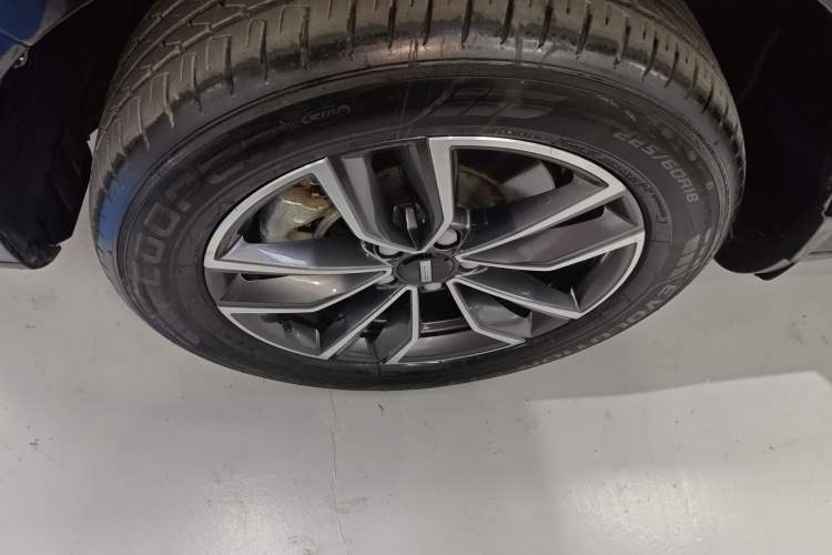 Used Wey VV5 2020 1.5T Two-Wheel Drive Smart Pioneer Exterior 4