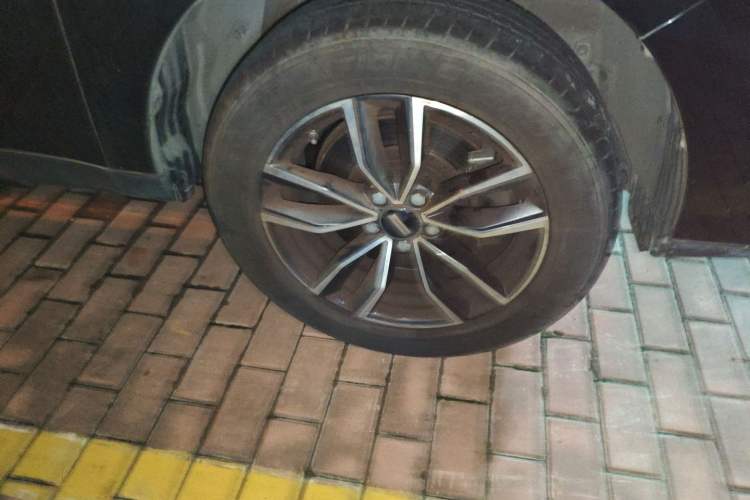 Used Wey VV5 2020 1.5T Two-Wheel Drive Color Pioneer Exterior 7