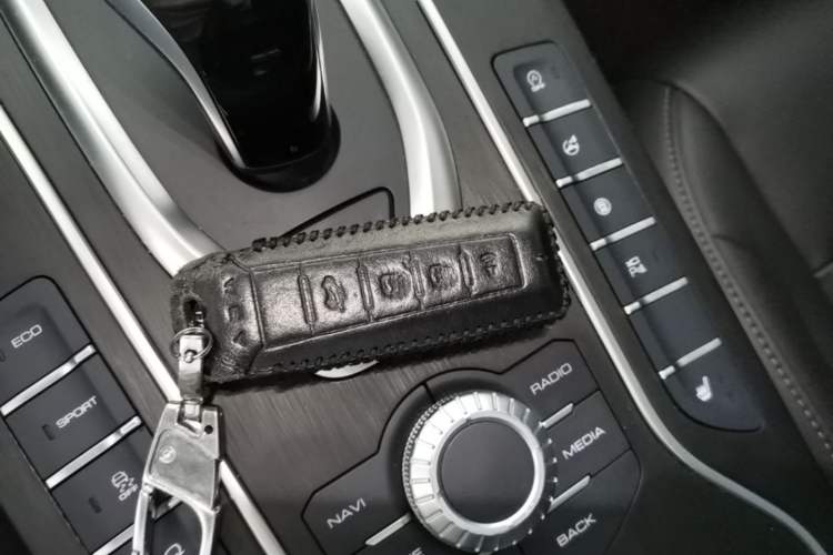 Used Wey VV5 2020 1.5T Two-Wheel Drive Smart Pioneer Interior 1