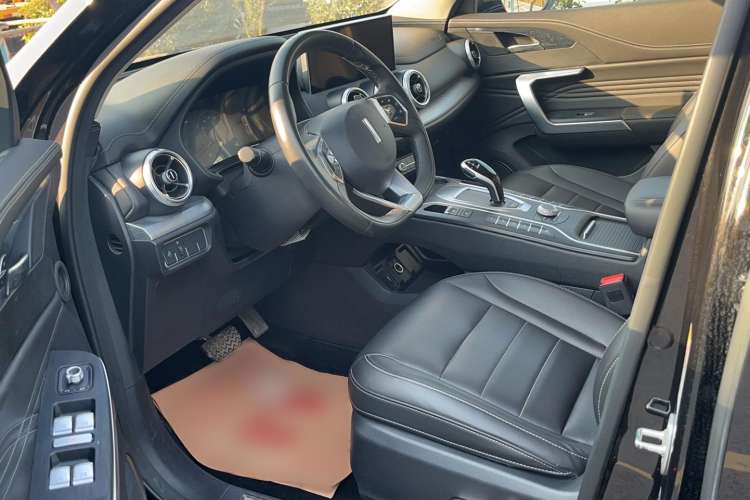 Used Wey VV5 2020 1.5T Two-Wheel Drive Smart Pioneer Interior 2