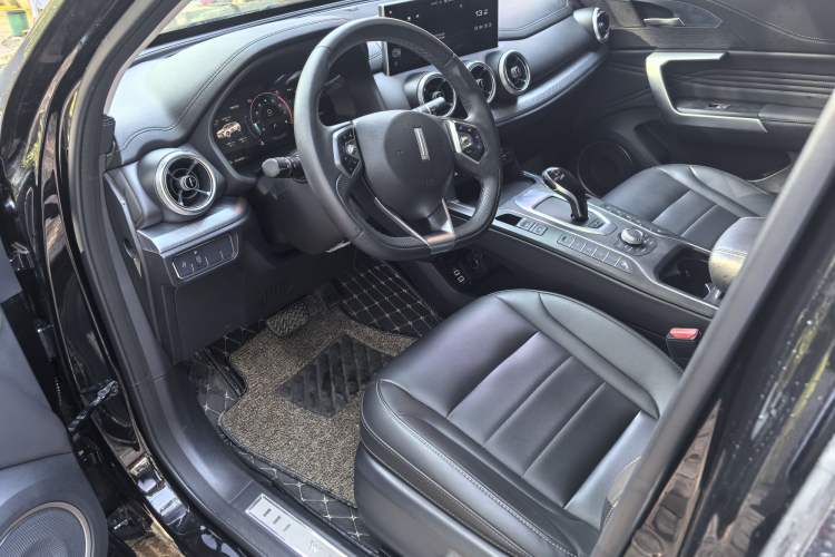 Used Wey VV5 2020 1.5T Two-Wheel Drive Smart Pioneer Interior 2
