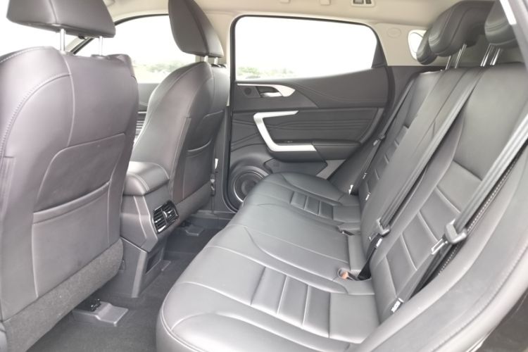 Used Wey VV5 2020 1.5T Two-Wheel Drive Color Pioneer Interior 3