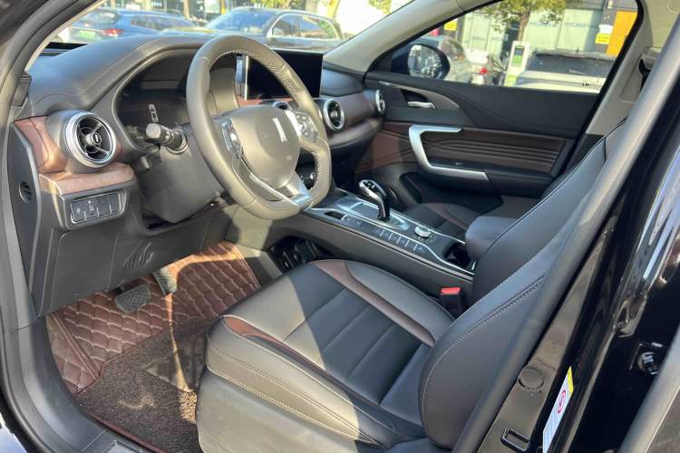 Used Wey VV5 2020 1.5T Two-Wheel Drive Smart Pioneer Interior 3