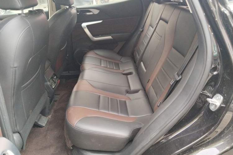 Used Wey VV5 2020 1.5T Two-Wheel Drive Smart Pioneer Interior 4
