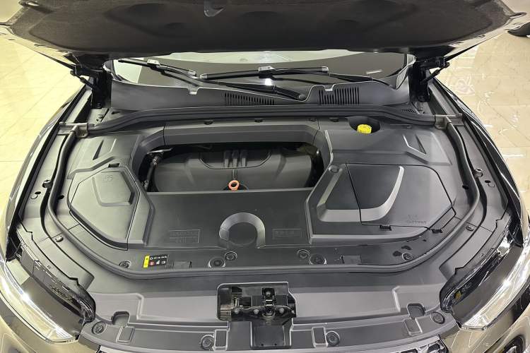 Used Wey VV5 2020 1.5T Two-Wheel Drive Color Pioneer Interior 6