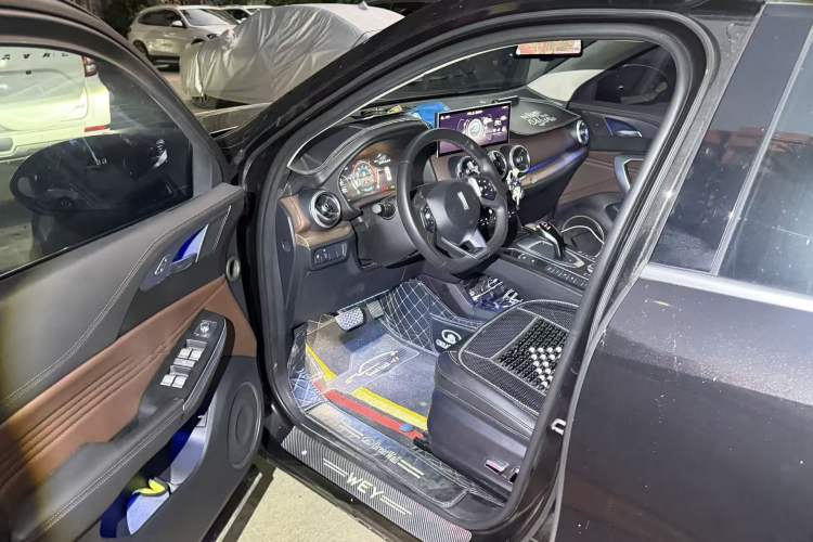 Used Wey VV5 2020 1.5T Two-Wheel Drive Smart Pioneer Interior 6