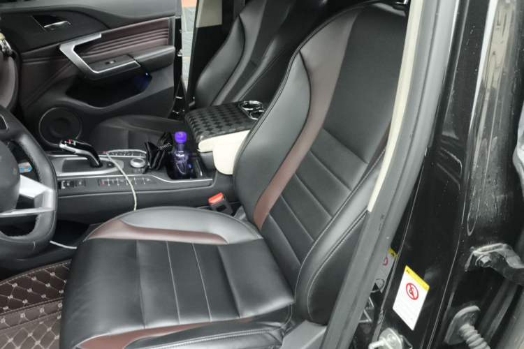 Used Wey VV5 2020 1.5T Two-Wheel Drive Smart Pioneer Left Front Seat