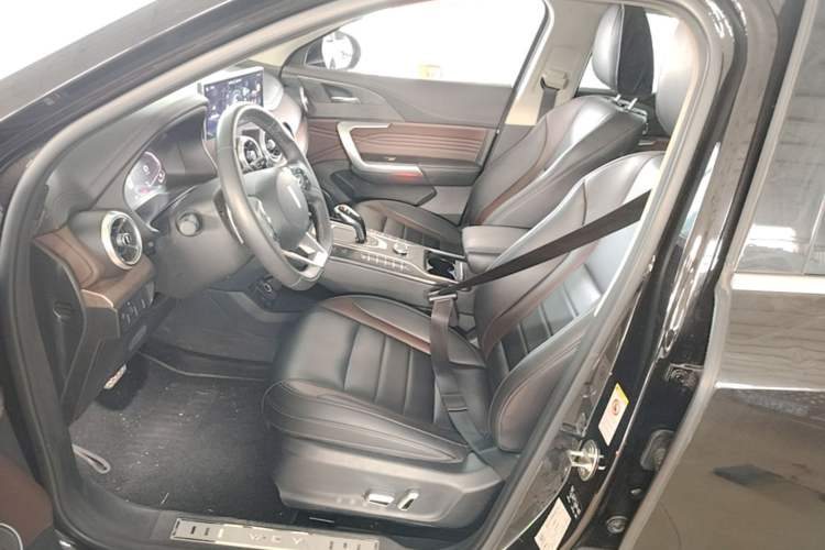 Used Wey VV5 2020 1.5T Two-Wheel Drive Smart Pioneer Left Front Seat