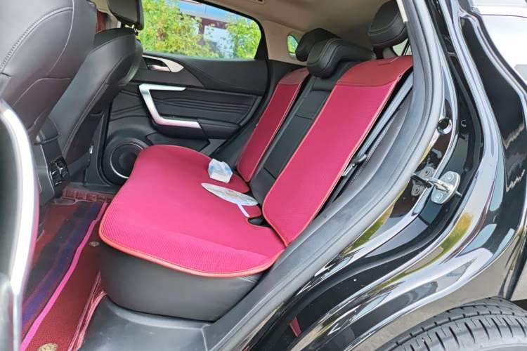 Used Wey VV5 2020 1.5T Two-Wheel Drive Smart Pioneer Left Rear Seat