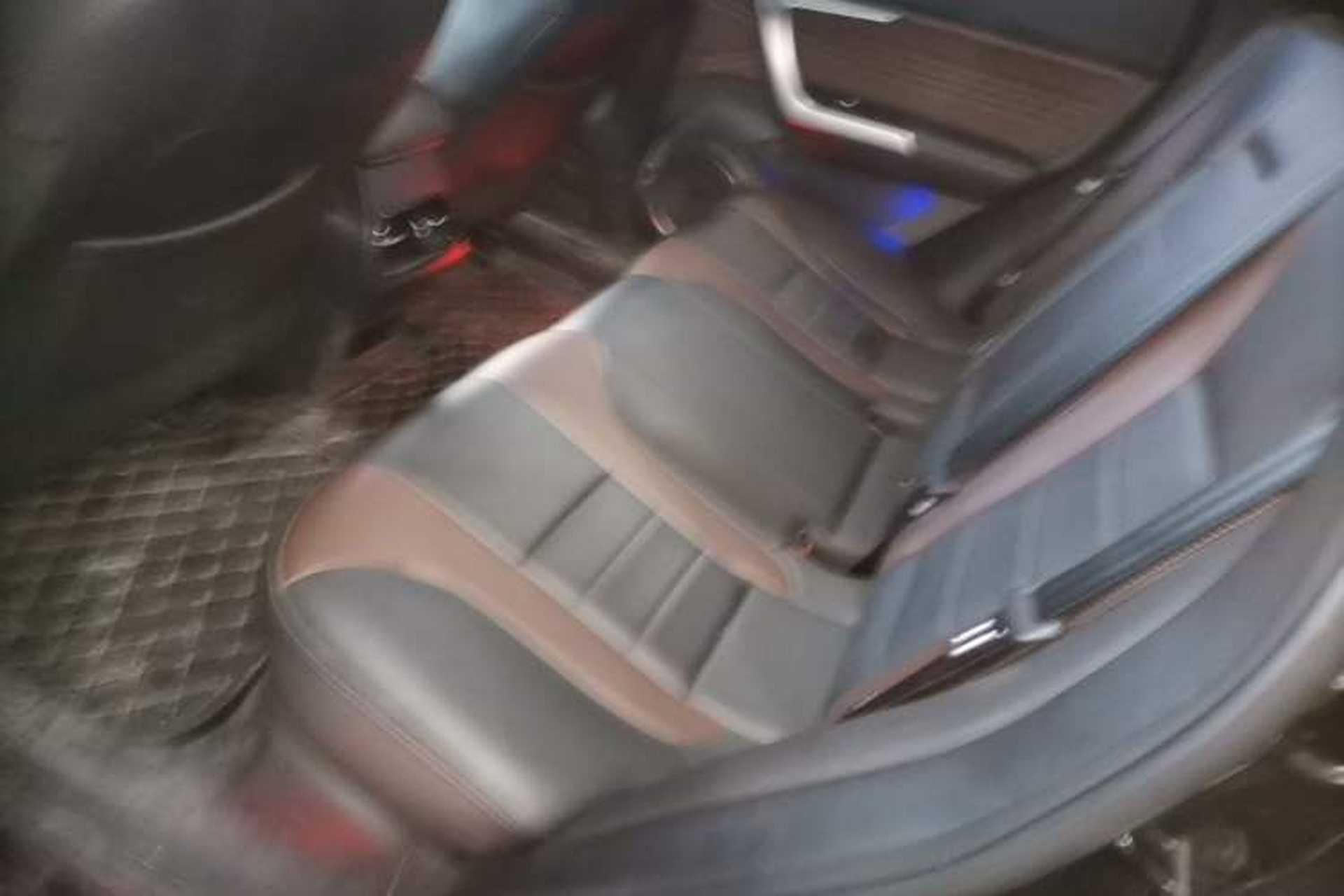 Used Wey VV5 2020 1.5T Two-Wheel Drive Smart Pioneer Left Rear Seat