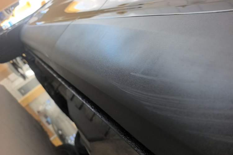 Used Wey VV5 2020 1.5T Two-Wheel Drive Smart Pioneer Left Side Sill