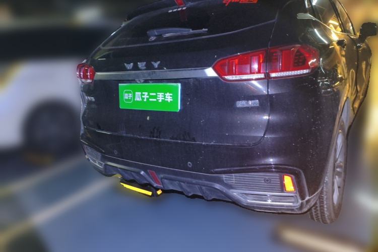 Used Wey VV5 2020 1.5T Two-Wheel Drive Color Pioneer Rear