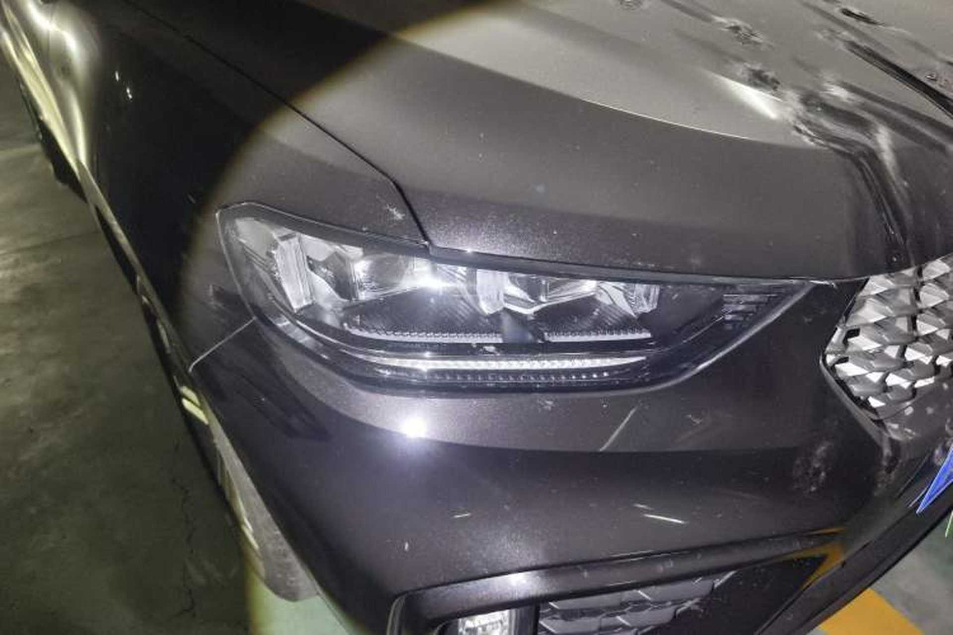 Used Wey VV5 2020 1.5T Two-Wheel Drive Color Pioneer Right Front Headlight
