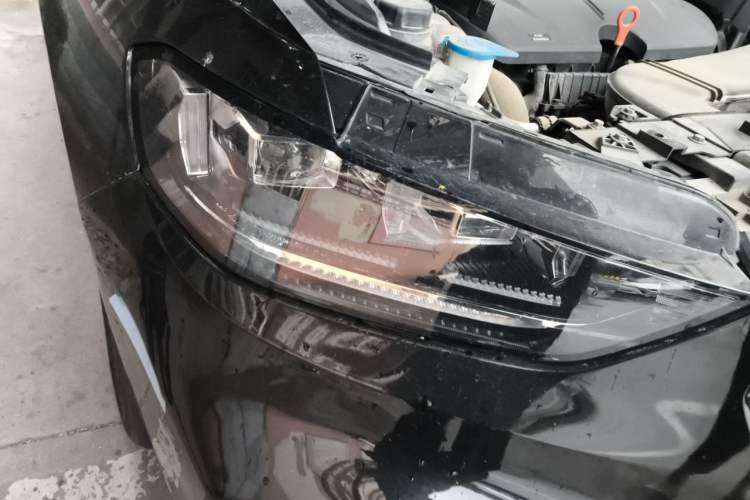 Used Wey VV5 2020 1.5T Two-Wheel Drive Smart Pioneer Right Front Headlight
