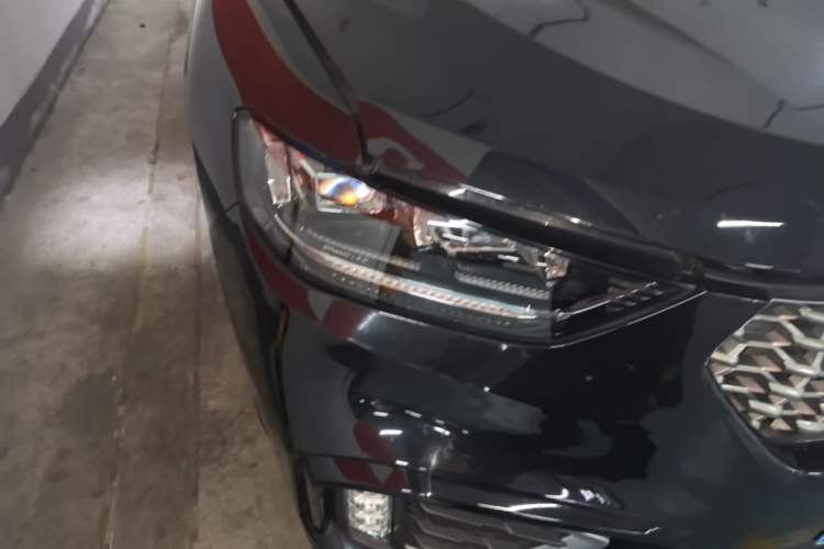 Used Wey VV5 2020 1.5T Two-Wheel Drive Smart Pioneer Right Front Headlight