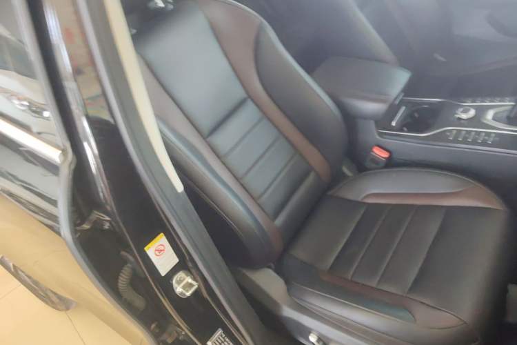 Used Wey VV5 2020 1.5T Two-Wheel Drive Smart Pioneer Right Front Seat